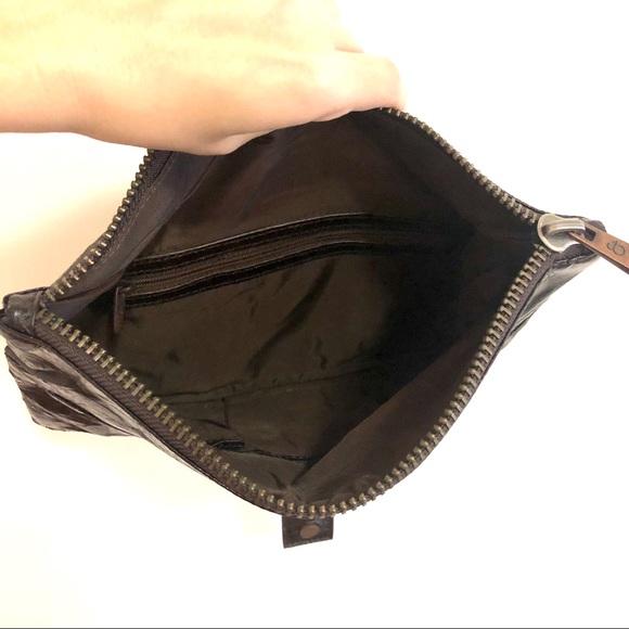 MATT & NAT brown vegan leather clutch - Picture 4 of 6